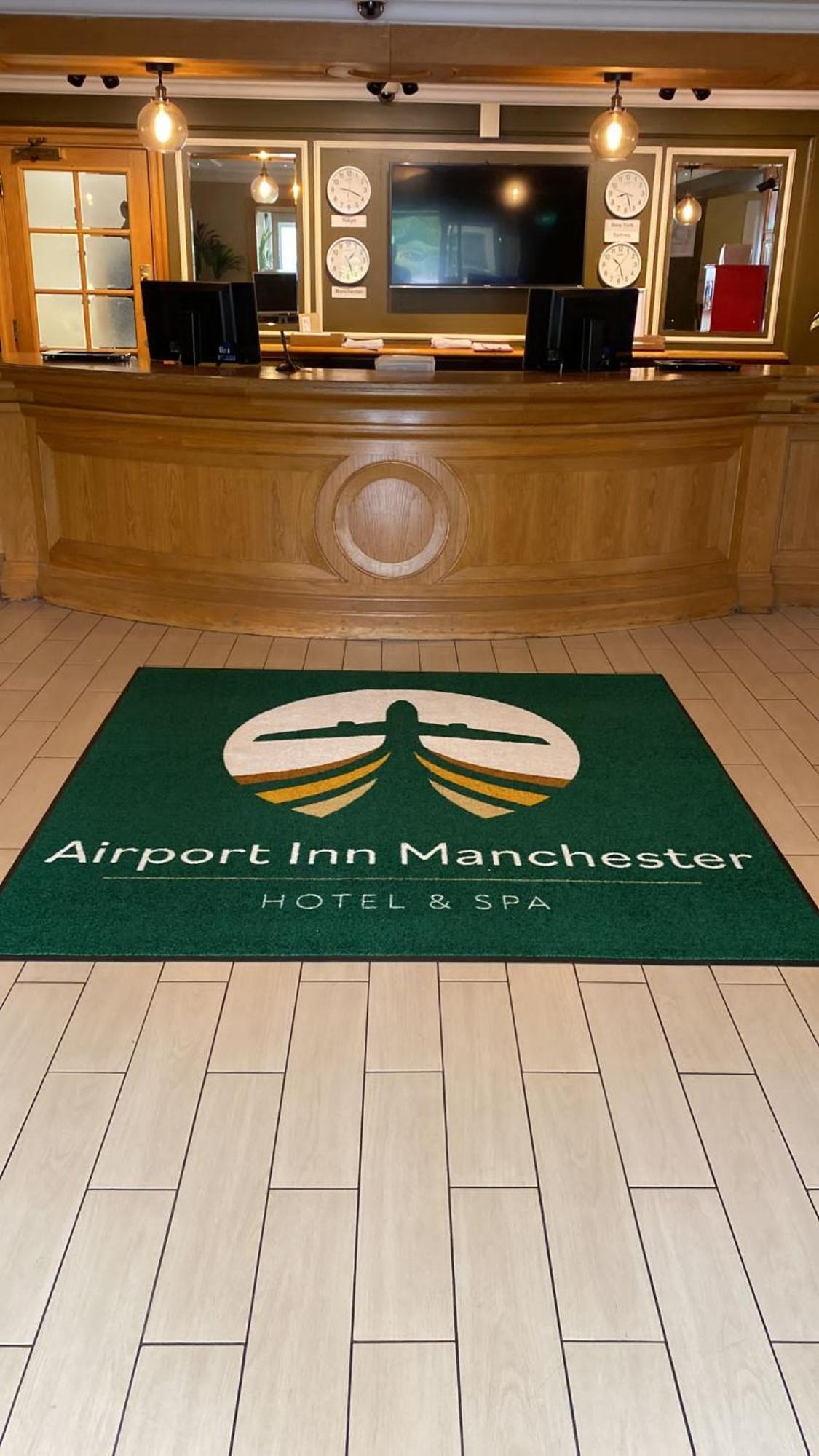 Airport Inn & Spa Manchester Wilmslow Eksteriør bilde
