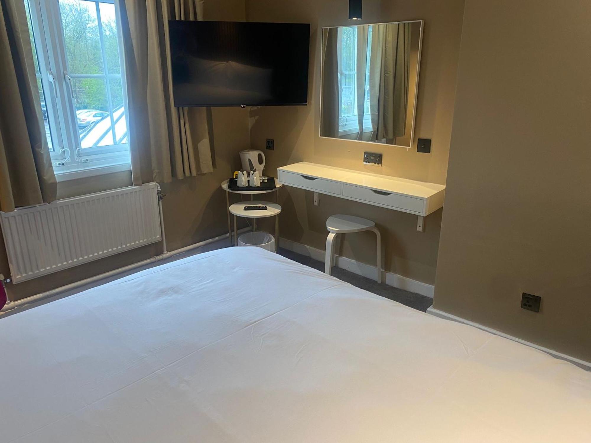 Airport Inn & Spa Manchester Wilmslow Eksteriør bilde