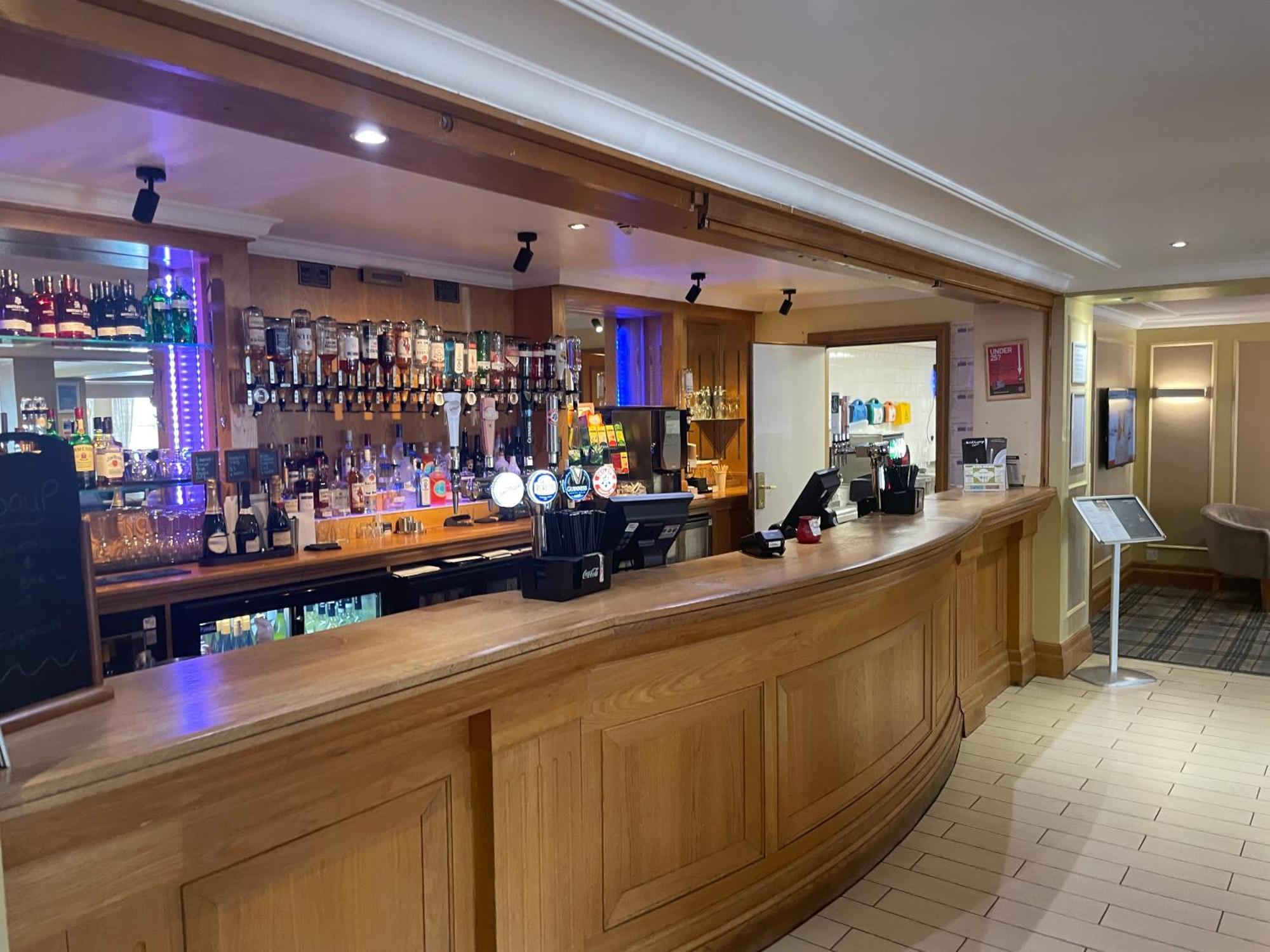 Airport Inn & Spa Manchester Wilmslow Eksteriør bilde