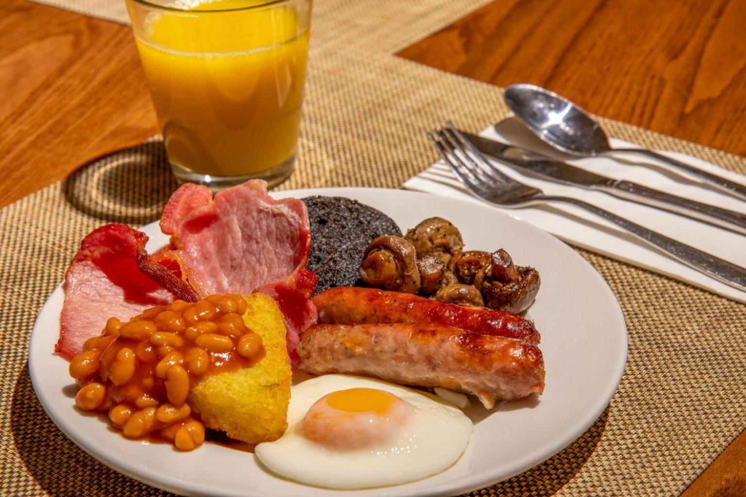 Airport Inn & Spa Manchester Wilmslow Eksteriør bilde