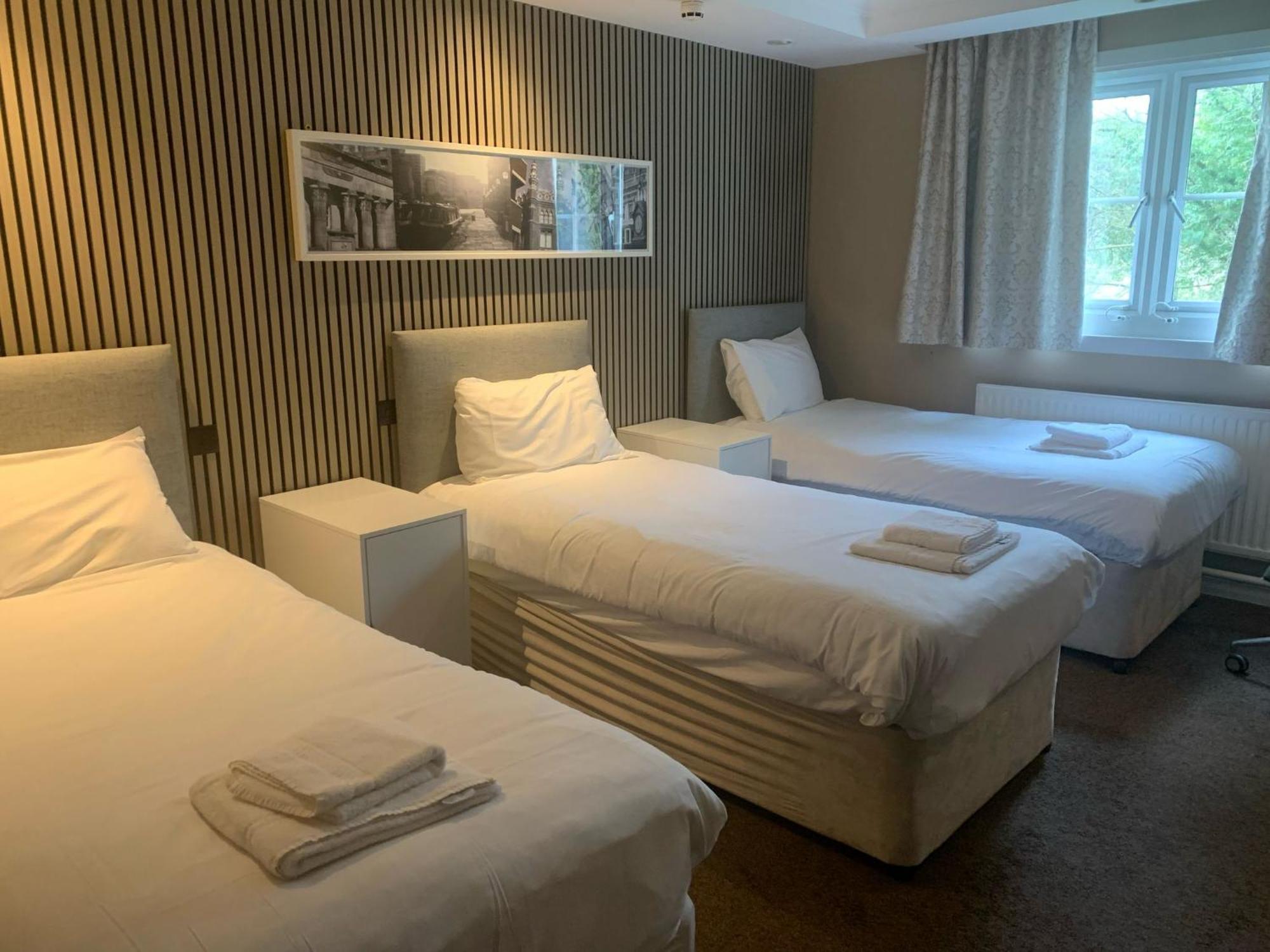 Airport Inn & Spa Manchester Wilmslow Eksteriør bilde