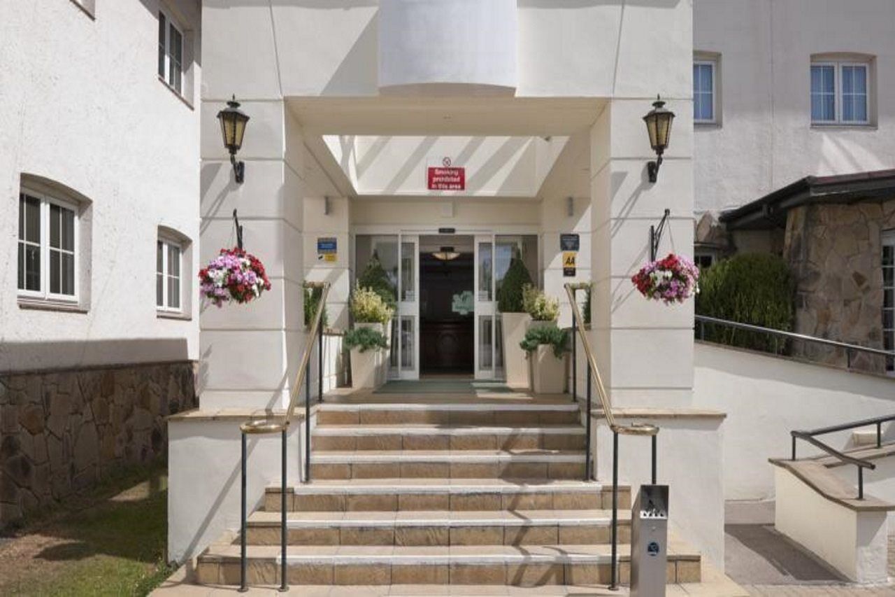 Airport Inn & Spa Manchester Wilmslow Eksteriør bilde